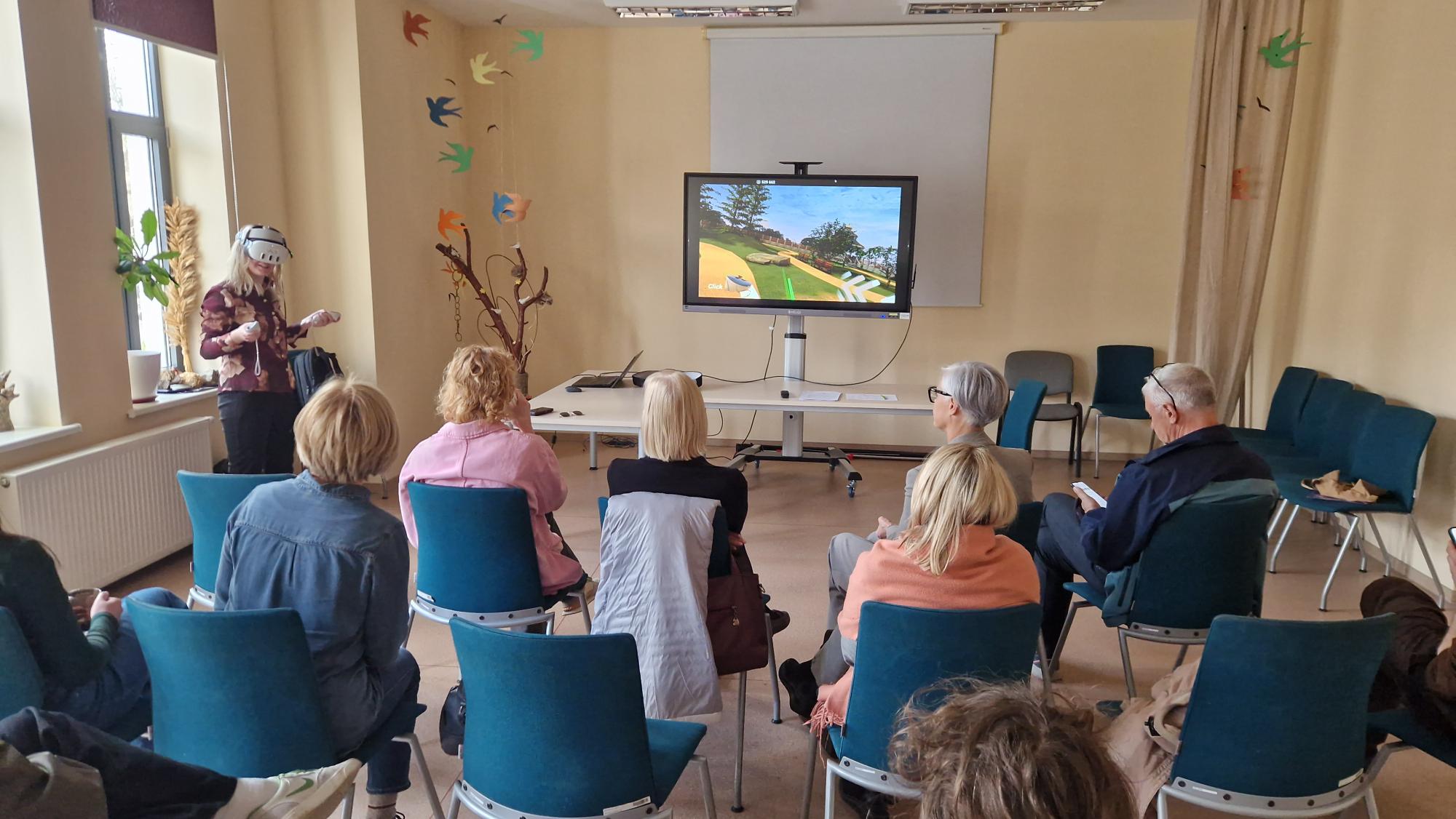 VR demonstrēšana
